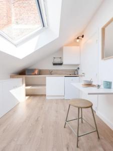 For rent Capinghem LILLE 1 room 10 m2 Nord (59160) photo 3