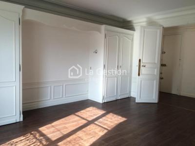 Annonce Location 3 pi�ces Appartement Paris-18eme-arrondissement 75