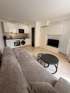 For rent Chatenay-malabry 1 room 20 m2 Hauts de Seine (92290) photo 0