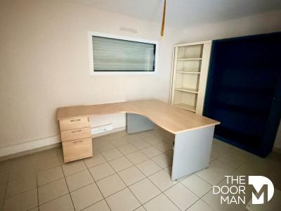 Acheter Bureau Treve 216000 euros