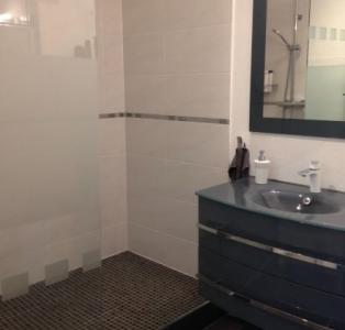 For rent Bordeaux 3 rooms 66 m2 Gironde (33000) photo 2