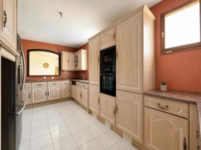 For sale Saint-germain-des-pres 6 rooms 137 m2 Loiret (45220) photo 3
