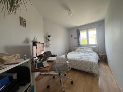 Louer Appartement  Bouches du Rhone