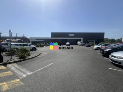 For rent Mans 1000 m2 Sarthe (72000) photo 0