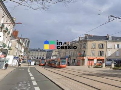 Louer Local commercial 225 m2 Mans