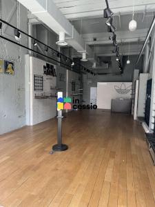Louer Local commercial 195 m2 Mans