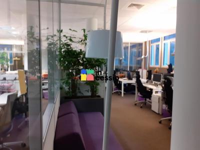 Louer Bureau 232 m2 Mans