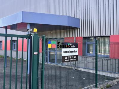 Acheter Commerce 1220 m2 Mans