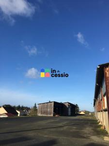 Acheter Commerce Luart 374500 euros
