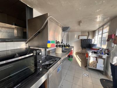 Acheter Local commercial Cerans-foulletourte 267500 euros