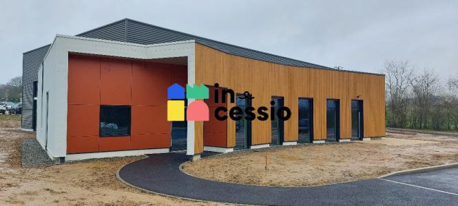 Louer Commerce 798 m2 Villaines-sous-malicorne