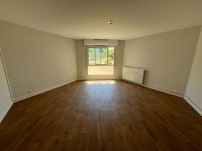 For sale Angers 3 rooms 30 m2 Maine et loire (49100) photo 2