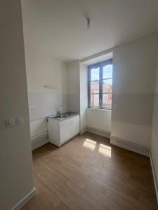 For rent Rive-de-gier 2 rooms 55 m2 Loire (42800) photo 3