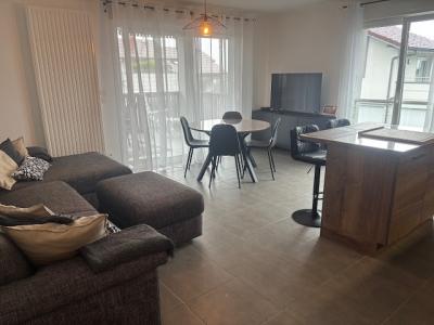 Louer Appartement 70 m2 Thyez