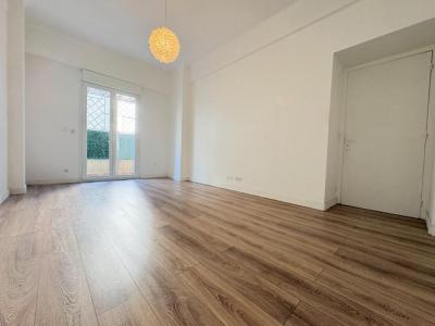 Louer Appartement 55 m2 Nice