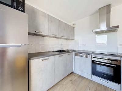 Louer Appartement 47 m2 Lyon-7eme-arrondissement