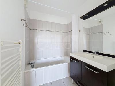 Louer Appartement Lyon-7eme-arrondissement 1062 euros