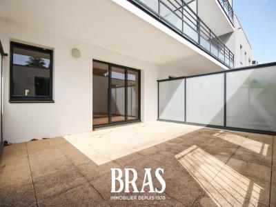 For sale Vannes 3 rooms 68 m2 Morbihan (56000) photo 0