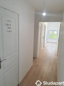 Louer Appartement 12 m2 Ulis