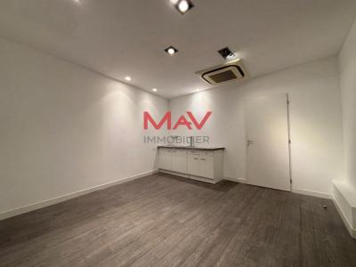 Louer Local commercial Saint-omer 13560 euros