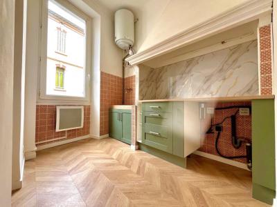 For rent Marseille-1er-arrondissement 2 rooms 42 m2 Bouches du Rhone (13001) photo 1