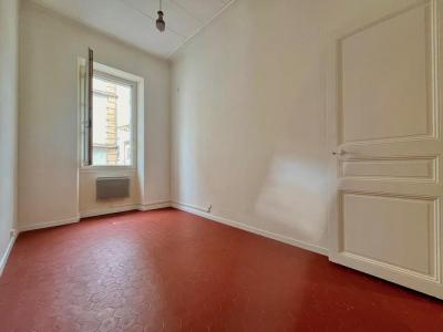For rent Marseille-1er-arrondissement 2 rooms 42 m2 Bouches du Rhone (13001) photo 4