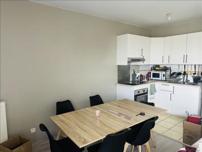 For rent Rennes 3 rooms 62 m2 Ille et vilaine (35000) photo 2
