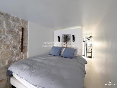 Louer Appartement Paris-9eme-arrondissement 1800 euros