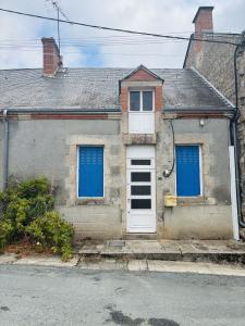 For sale CENTRE VILLE, ANIMATIONS, 4 rooms 40 m2 Creuse (23270) photo 0