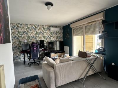 For rent 2 rooms 45 m2 Bouches du Rhone (13012) photo 2