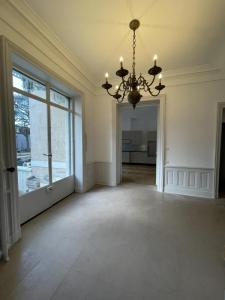 For rent Lyon-5eme-arrondissement 11 rooms 235 m2 Rhone (69005) photo 0