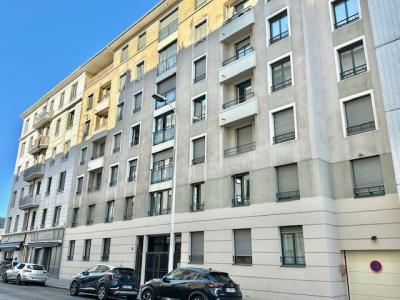 Louer Appartement 31 m2 Lyon-3eme-arrondissement
