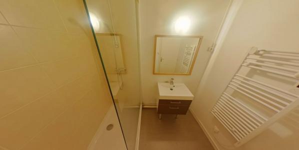 Louer Appartement Lyon-6eme-arrondissement 785 euros