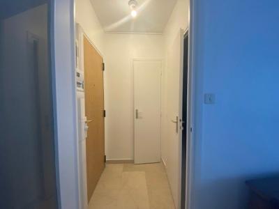 Louer Appartement Lyon-6eme-arrondissement 555 euros