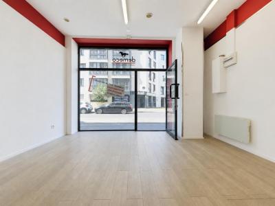 Annonce Location Local commercial Paris-15eme-arrondissement 75