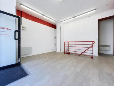 Louer Local commercial 41 m2 Paris-15eme-arrondissement