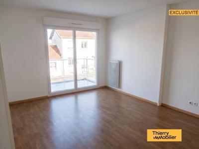 For sale Nantes 2 rooms 48 m2 Loire atlantique (44300) photo 2