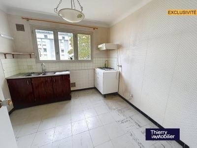 For sale Nantes 3 rooms 69 m2 Loire atlantique (44100) photo 2