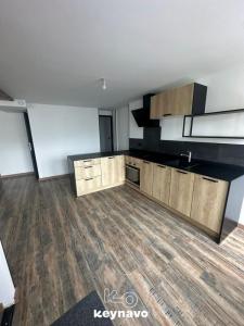 For rent Laval 2 rooms 52 m2 Mayenne (53000) photo 1