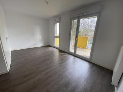 For rent Nantes 1 room 24 m2 Loire atlantique (44300) photo 0
