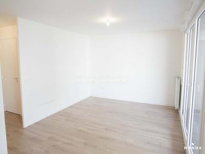 Louer Appartement 28 m2 Pantin