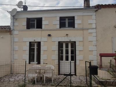 Acheter Maison 130 m2 Saint-bonnet-sur-gironde
