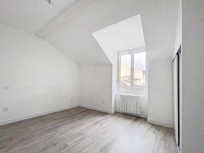 Louer Appartement  570 euros