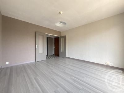 For rent Limoges 3 rooms 59 m2 Haute vienne (87000) photo 2