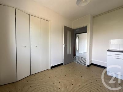 For rent Limoges 3 rooms 59 m2 Haute vienne (87000) photo 4