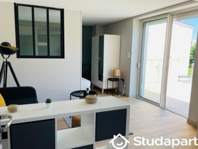 For rent Bordeaux 2 rooms 26 m2 Gironde (33200) photo 1