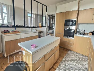 For sale Bagneres-de-bigorre 5 rooms 134 m2 Hautes pyrenees (65200) photo 2