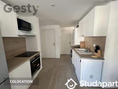 Louer Appartement Oullins 546 euros