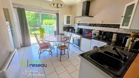 For sale Hirson 3 rooms 64 m2 Aisne (02500) photo 4