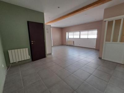 For sale Chalon-sur-saone 4 rooms 98 m2 Saone et loire (71100) photo 2